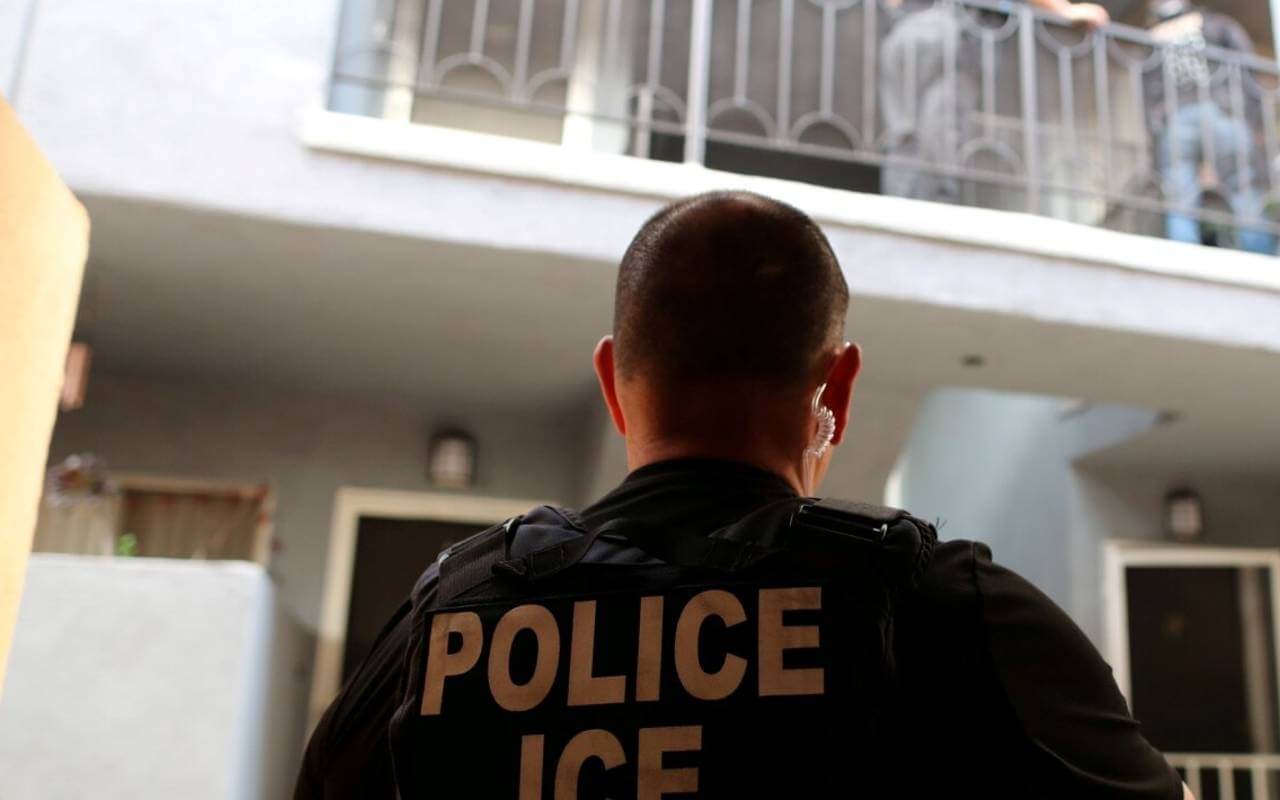 Se hizo pasar por un agente de ICE para abusar de una menor – Conexión ...