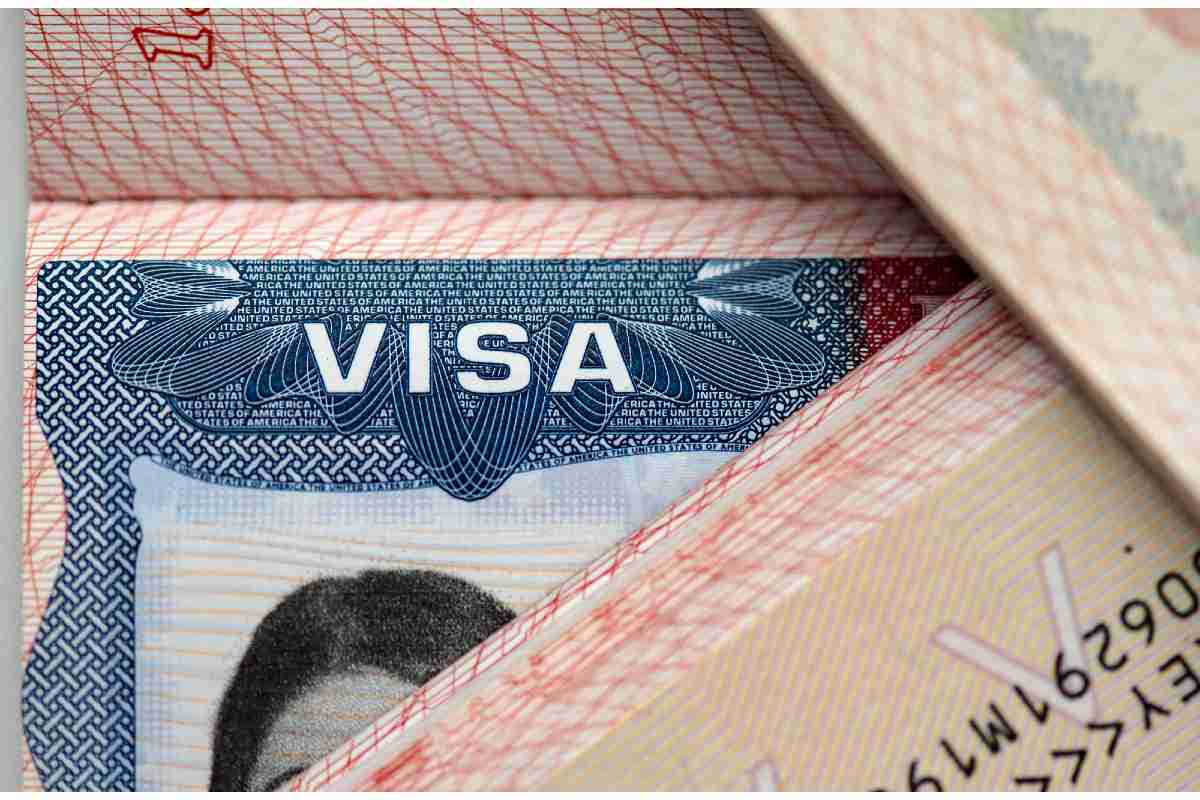 ¿Qué debo llevar a mi entrevista para la visa de turista americana?