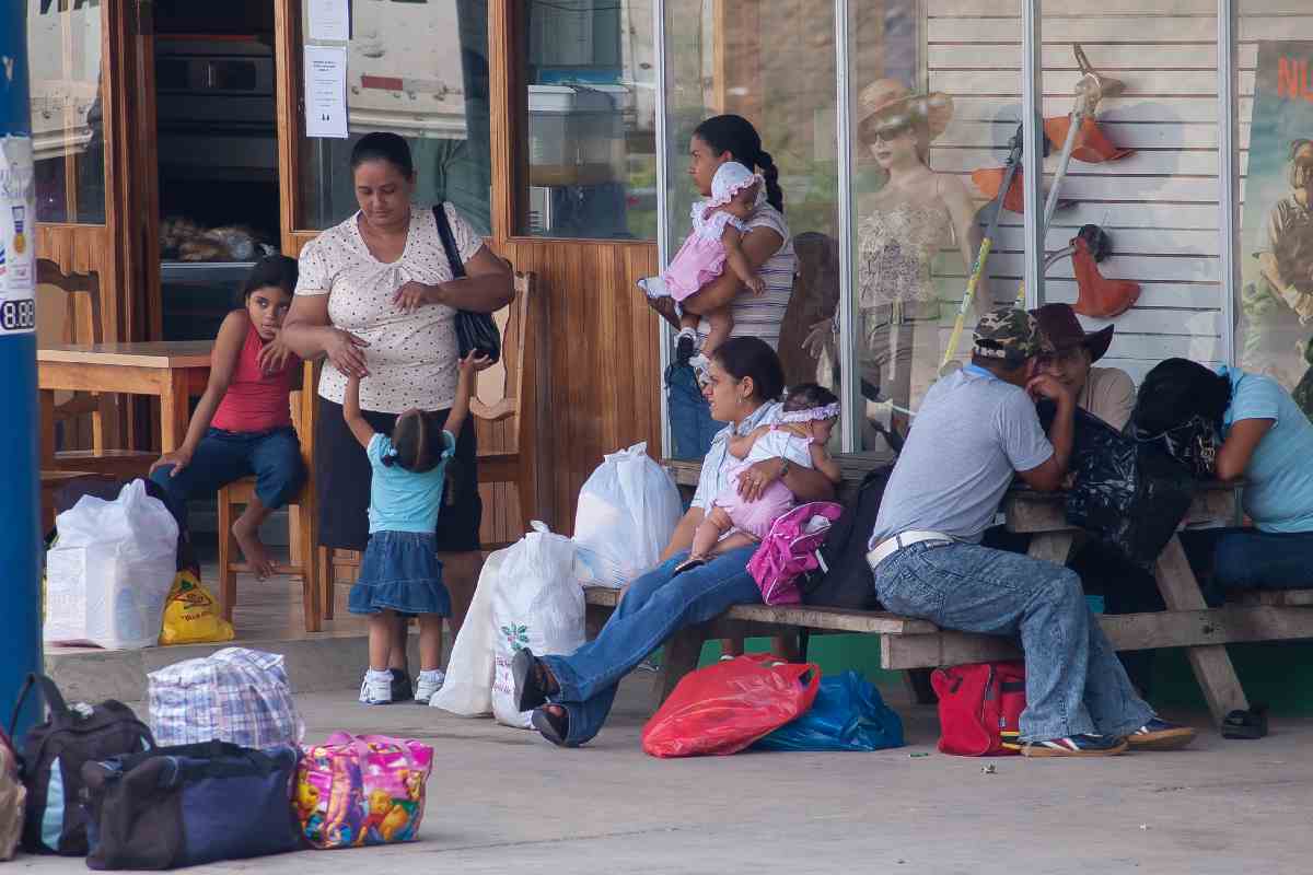 Niñas y adolescentes migrantes en peligro: riesgos y tendencias